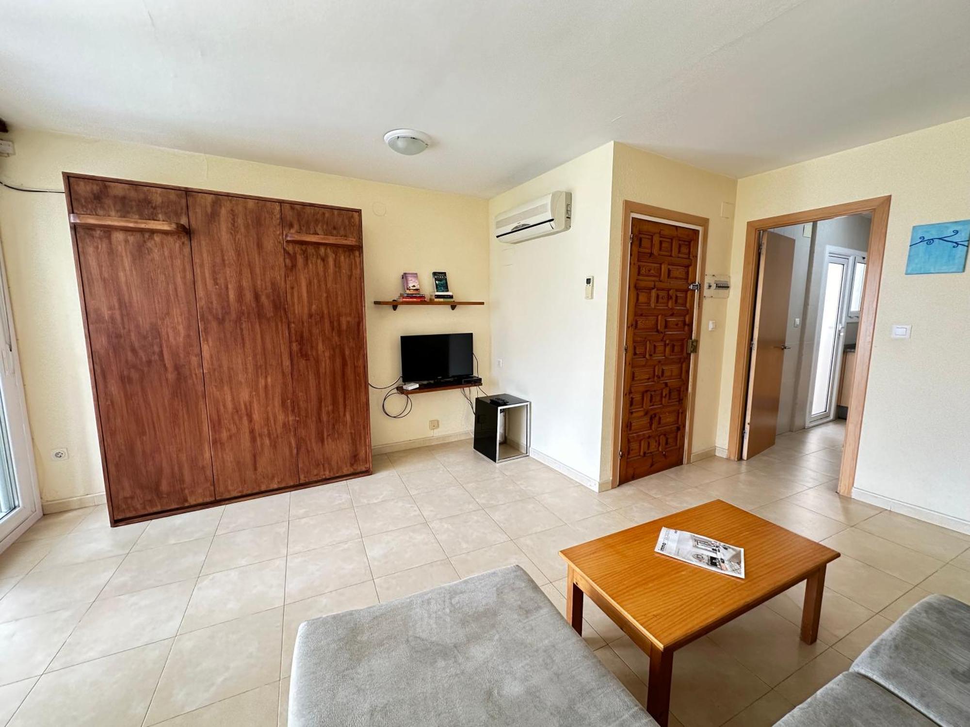Apartment Agi Riera La Cuana