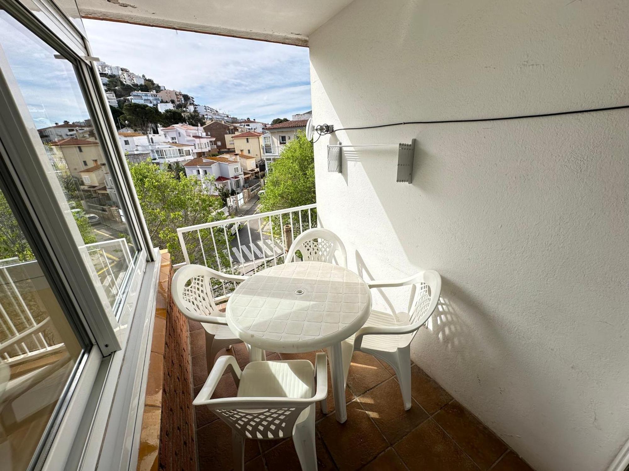 Apartment Agi Riera La Cuana