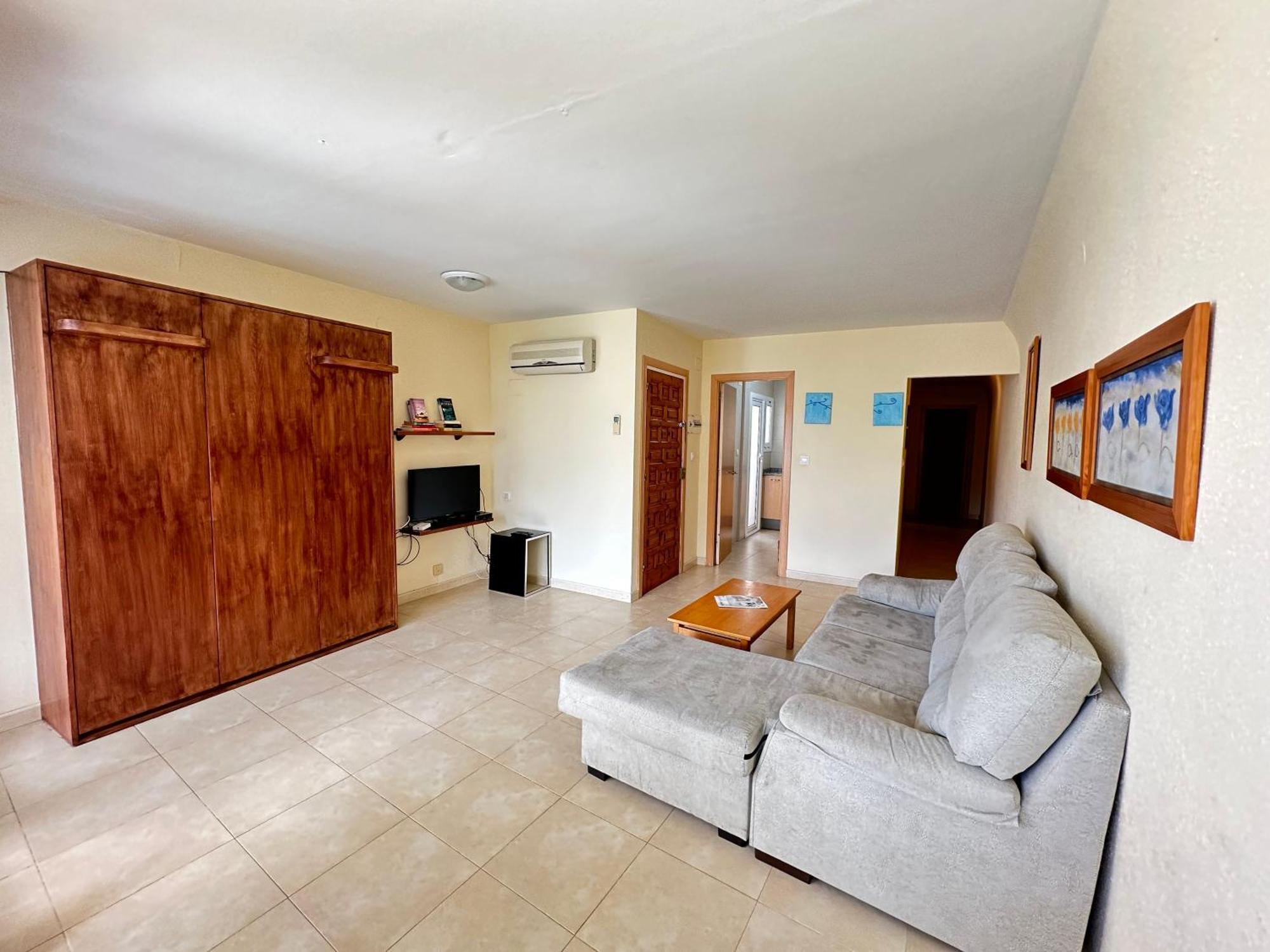 Apartment Agi Riera La Cuana